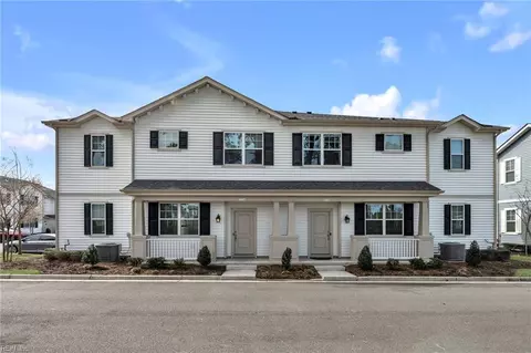 5114 Cora Anne Ln, Virginia Beach, VA 23455