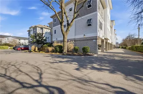 7922 Shore Dr #313, Norfolk, VA 23518