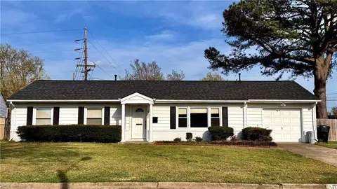 412 Lord North Rd, Virginia Beach, VA 23462