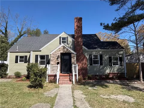 17 Davis St, Portsmouth, VA 23702