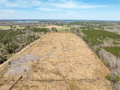 25 Ac Irishmen Ln, Mathews County, VA 23035