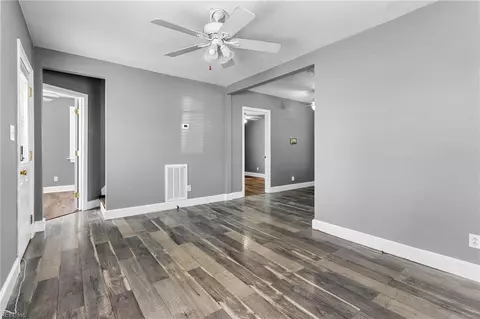Living - 6369 Devonshire Rd, Norfolk, VA 23513 photo 2 of 4