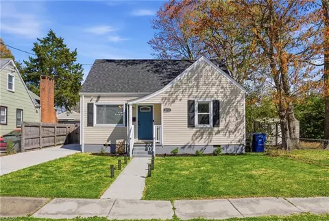 8910 Devon St, Norfolk, VA 23503