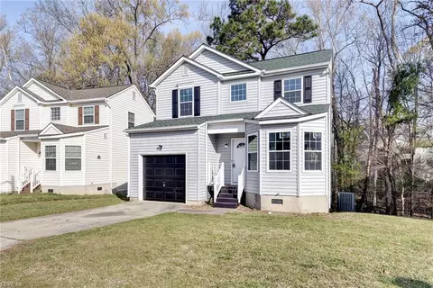 313 Warwick Landing Pw Pkwy, Newport News, VA 23606
