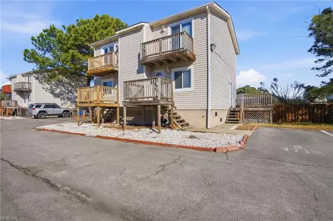 3712 Pretty Lake Ave # 4B, Norfolk, VA 23518