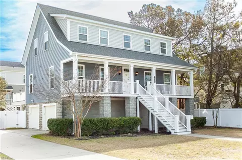 9626 12th View St, Norfolk, VA 23503