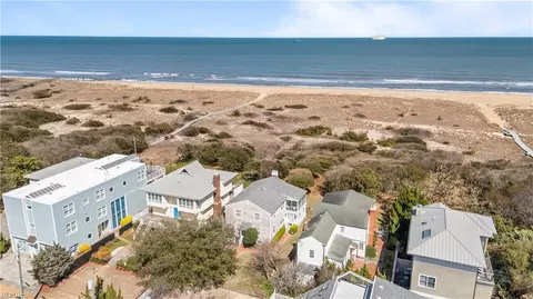 8704 Ocean Front Ave #A, Virginia Beach, VA 23451