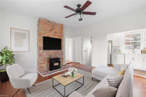 407 Warren Cres #2, Norfolk, VA 23507
