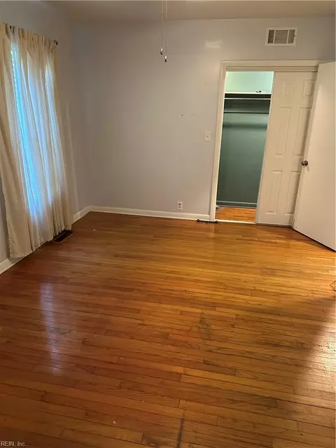 Bedroom - 89 Snug Harbor Dr, Hampton, VA 23661 photo 1 of 2