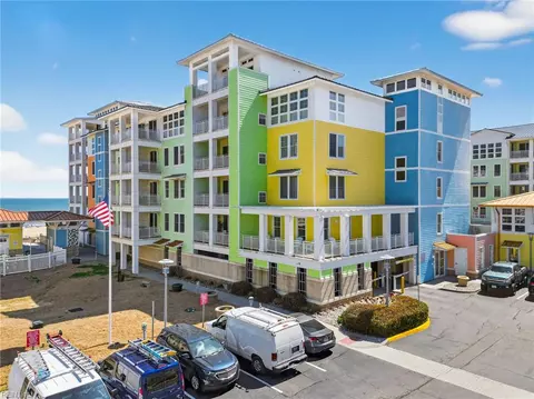 3738 Sandpiper Rd #101B, Virginia Beach, VA 23456
