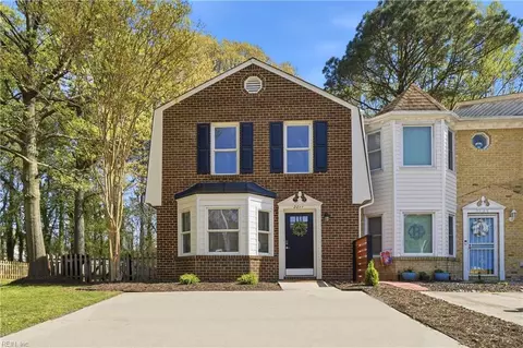 2011 Candlelight Dr, Chesapeake, VA 23325