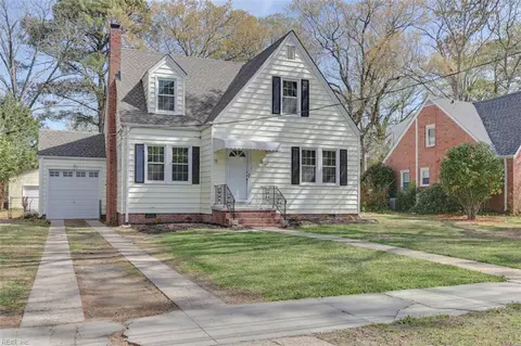 1918 E Bayview Blvd, Norfolk, VA 23503