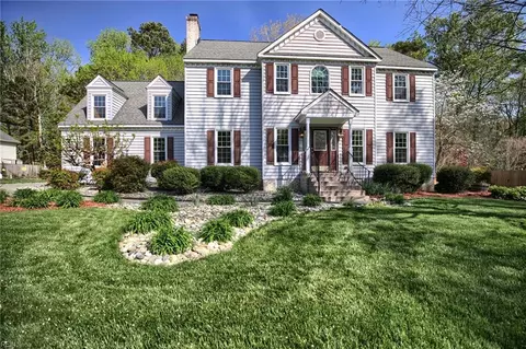 111 Manassas Loop, Yorktown, VA 23693