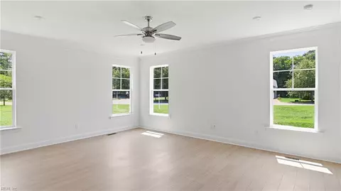 Living - 6312 Janice Ct, Gloucester, VA 23061 photo 5 of 5