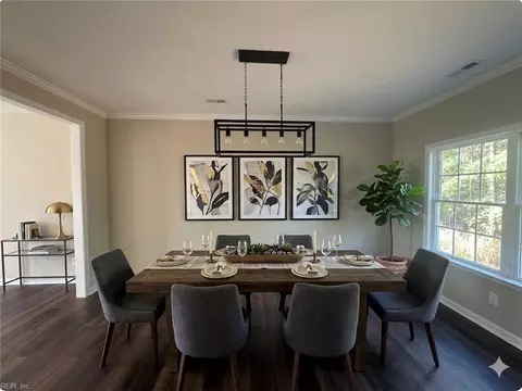 Dining - 207 Hall Rd, Hampton, VA 23664 photo 1 of 1