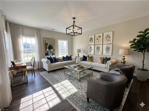Living - 207 Hall Rd, Hampton, VA 23664 photo 2 of 2
