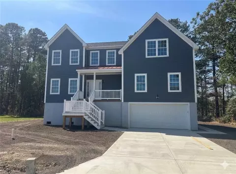 207 Hall Rd, Hampton, VA 23664