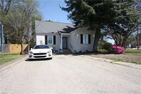 2 Monroe Dr, Hampton, VA 23669