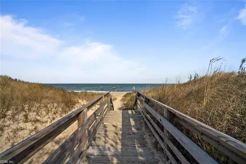 1600 E Ocean View Ave #J, Norfolk, VA 23503