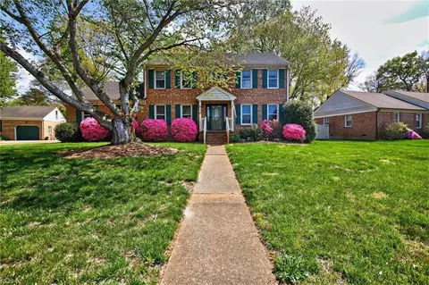 600 Ravenstone Dr, Chesapeake, VA 23322