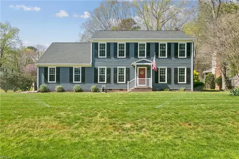 201 Crystal Lake Dr, Yorktown, VA 23692