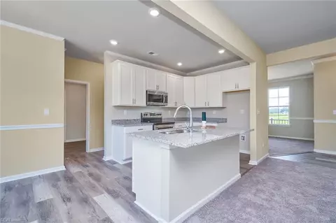 Entry Way - 5104 Annapolis Dr, Chesapeake, VA 23321 photo 1 of 3