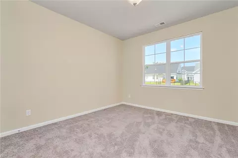 Bedroom - 5104 Annapolis Dr, Chesapeake, VA 23321 photo 3 of 10