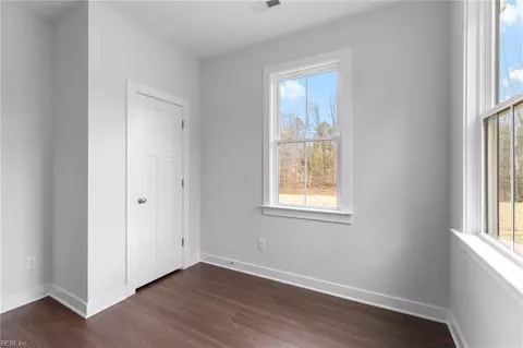 Bedroom - 8978 Marlfield Rd, Gloucester, VA 23061 photo 4 of 6