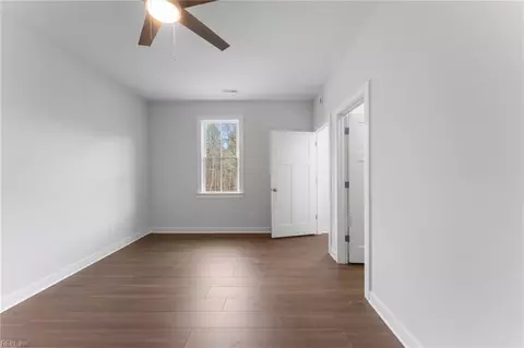 Bedroom - 8978 Marlfield Rd, Gloucester, VA 23061 photo 2 of 6
