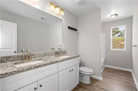 Bath - 169 Swanson Rd, Norfolk, VA 23503 photo 4 of 5