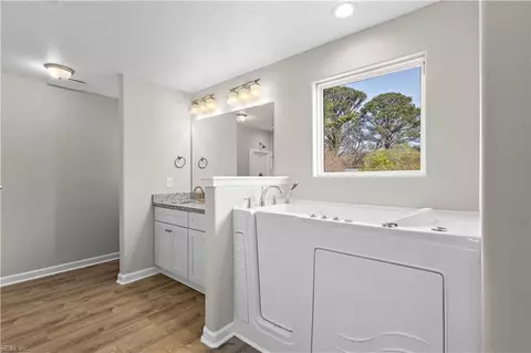 Bath - 169 Swanson Rd, Norfolk, VA 23503 photo 1 of 5
