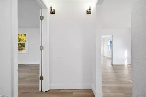 Entry Way - 628 Celey St, Hampton, VA 23661 photo 2 of 5