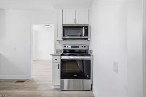 Kitchen - 628 Celey St, Hampton, VA 23661 photo 2 of 2