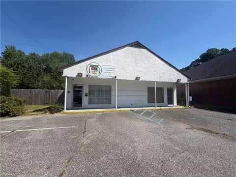 1126 George Washington Memorial Hwy, Yorktown, VA 23693