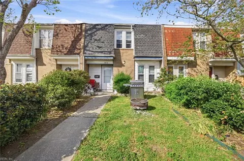 5816 Cherokee Cluster Cmn Cmn N, Virginia Beach, VA 23462