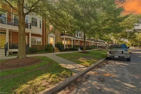 915 Bolling Ave, Norfolk, VA 23508