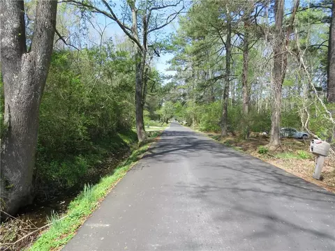 2716 Seven Eleven Rd, Chesapeake, VA 23322