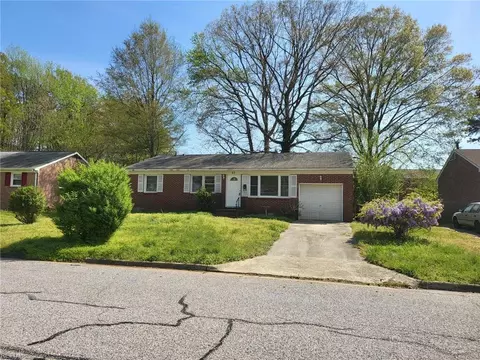 23 Colony Rd, Newport News, VA 23602