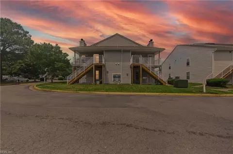 5600 Landfall Dr, Virginia Beach, VA 23462