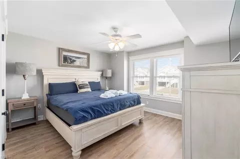 Bedroom - 4616 Lindbergh Ave, Kitty Hawk, NC 27949 photo 1 of 6