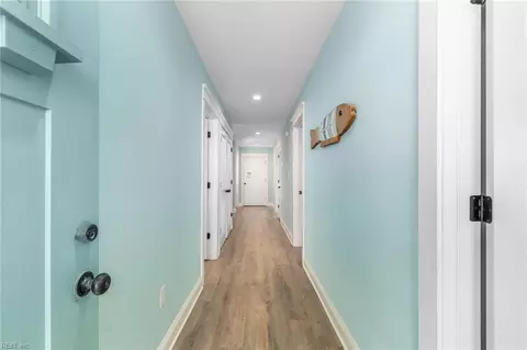Entry Way - 4616 Lindbergh Ave, Kitty Hawk, NC 27949 photo 1 of 2