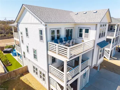 Exterior - 4616 Lindbergh Ave, Kitty Hawk, NC 27949 photo 4 of 10