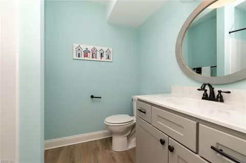 Bath - 4616 Lindbergh Ave, Kitty Hawk, NC 27949 photo 5 of 9