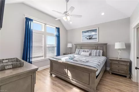 Bedroom - 4616 Lindbergh Ave, Kitty Hawk, NC 27949 photo 6 of 6