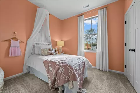 Bedroom - 1408 Watermark Way, Hampton, VA 23666 photo 7 of 8