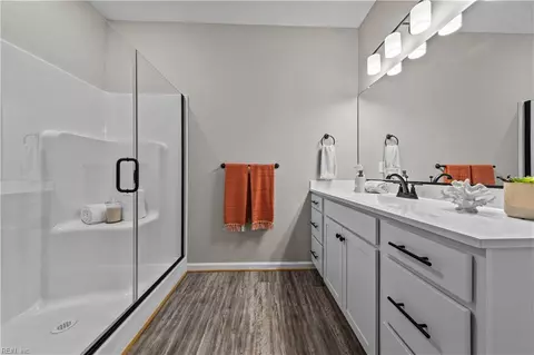 Bath - 1408 Watermark Way, Hampton, VA 23666 photo 1 of 2