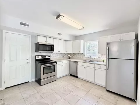 Kitchen - 1008 Rowe St, Hampton, VA 23669 photo 1 of 4
