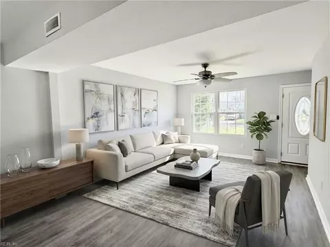 Living - 1008 Rowe St, Hampton, VA 23669 photo 1 of 4