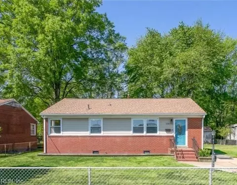 5307 Chestnut Ave, Newport News, VA 23605