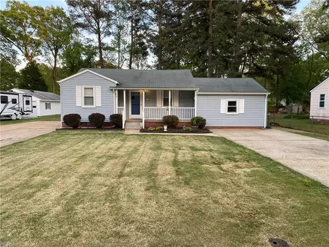 636 Johnson St, Virginia Beach, VA 23452